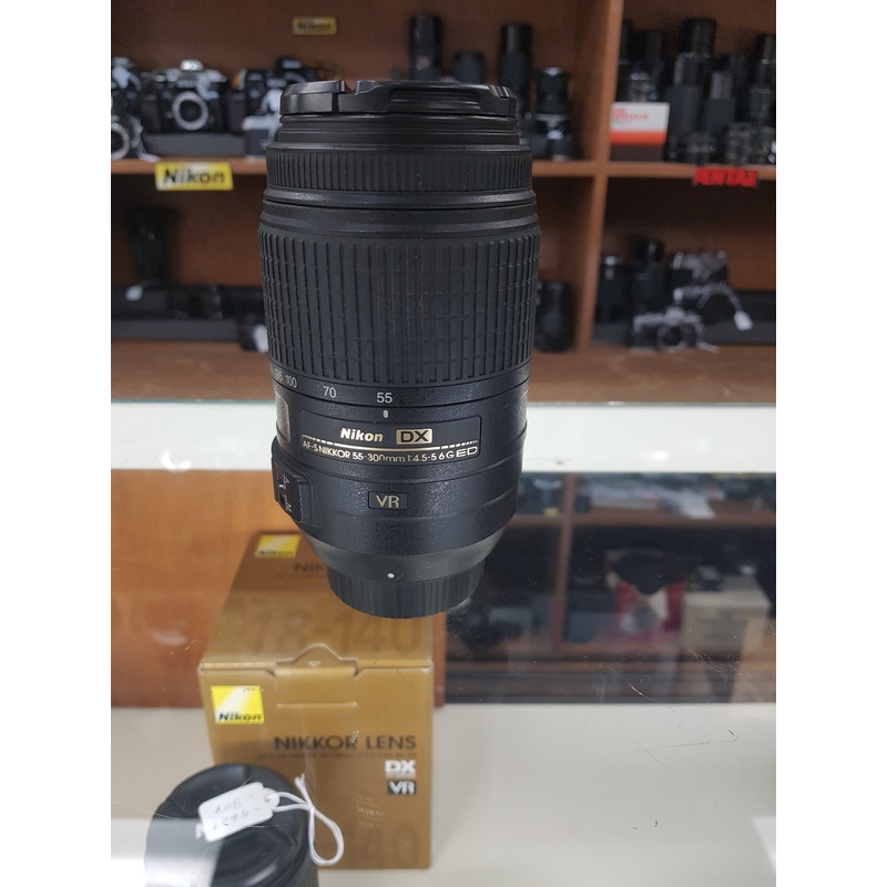 AF-S DX Nikon 55-300mm f/4.5-5.6G ED VR Lens – Used Condition 9/10