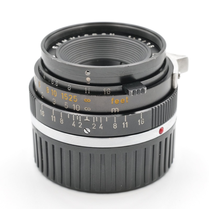 35mm f/2 v.2 Summicron. 2393618