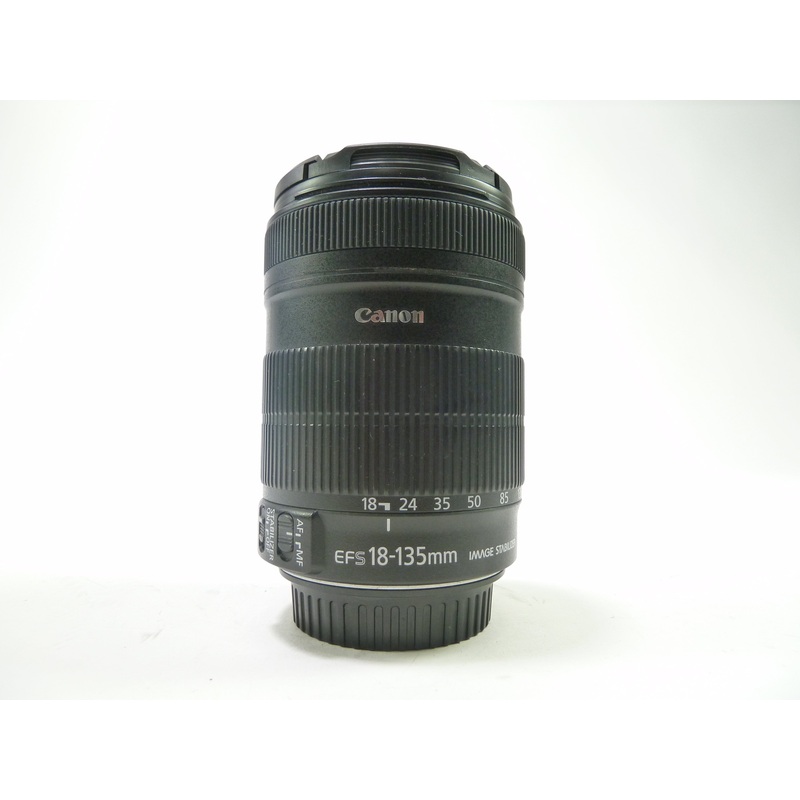 Canon 18-135mm f/2.8 EF-S IS Lens