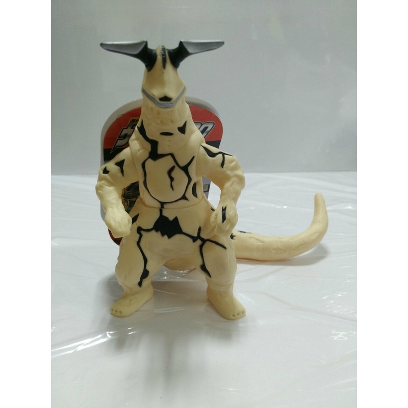 Bandai Ultra Monster 500 Ultra Seven Series 05 Eleking