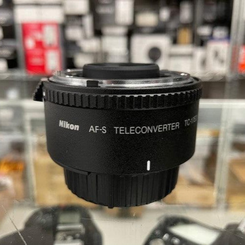 * USED * Nikon AF-s Teleconverter TC-17E II 1.7x