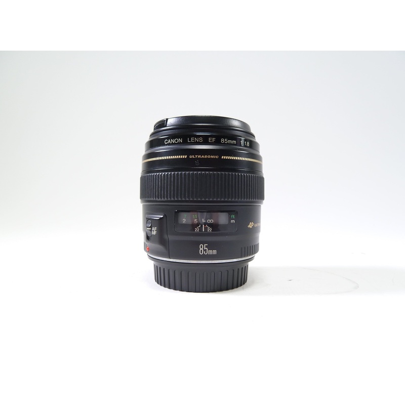 Canon 85mm f/1.8 USM  EF Lens