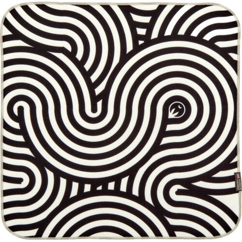 3 Legged Thing Wrapz (Swirls, 15 x 15″)