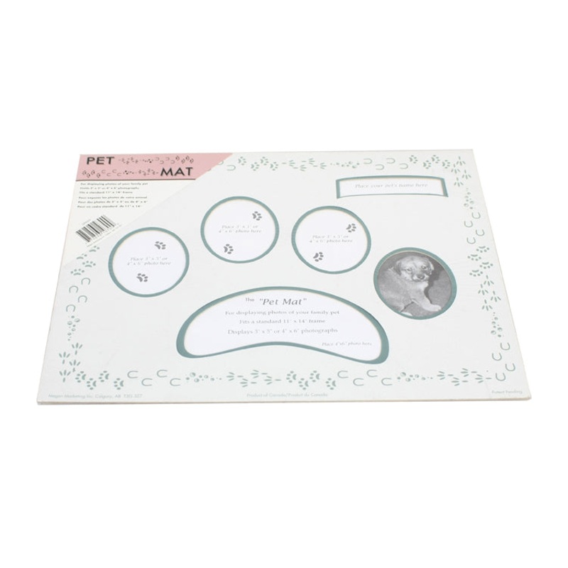“The Pet Mat” For Displaying Photos Of Your Pet