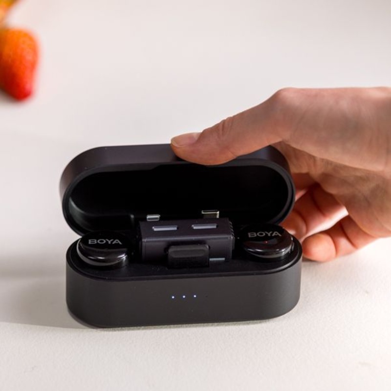 Boya BOYALINK 3-01 Button-Sized 2.4Ghz Wireless Microphone System with Case for USB-C, Lightning & 3.5mm Devices