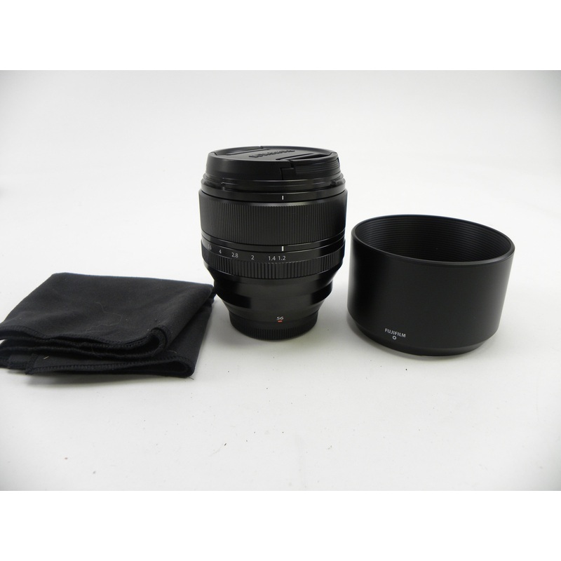 Fuji X Mount Super EBC XF 56mm f1.2 R WR lens