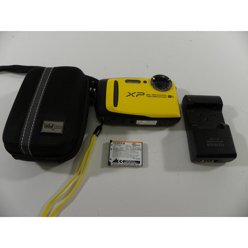 Fuji Finepix XP-120 Waterproof 16mp Digital Camera